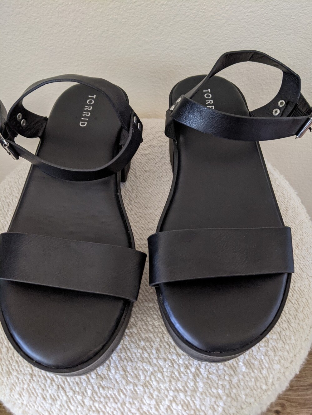 TORRID Black Ankle Strap  Sandals Size 9 WW